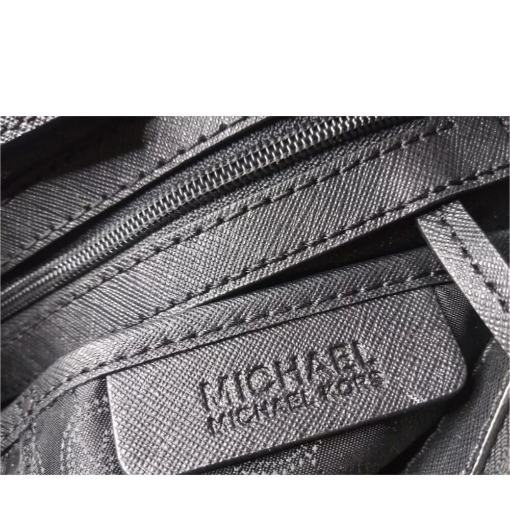 Michael Kors Small Cynthia Saffiano Leather Satchel Bag Black 30S5GCYS1L - Picture 10 of 11
